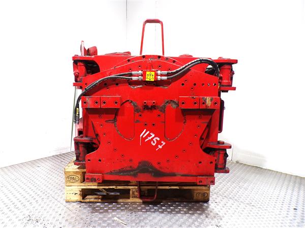 Grote foto auramo papierrollenklem tissue agrarisch heftrucks