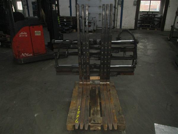 Grote foto kaup vorkenversteller triple agrarisch heftrucks