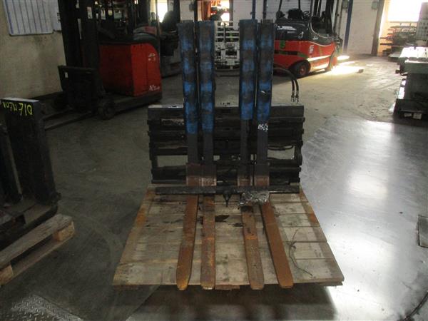 Grote foto kaup vorkenversteller dubbel agrarisch heftrucks