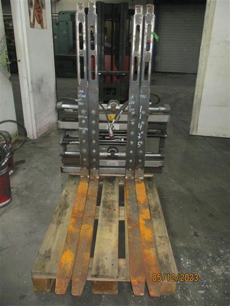 Grote foto kaup vorkenversteller dubbel agrarisch heftrucks