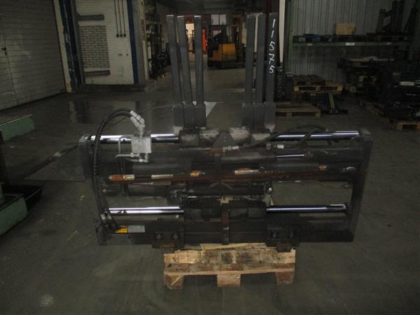 Grote foto kaup vorkenversteller triple agrarisch heftrucks