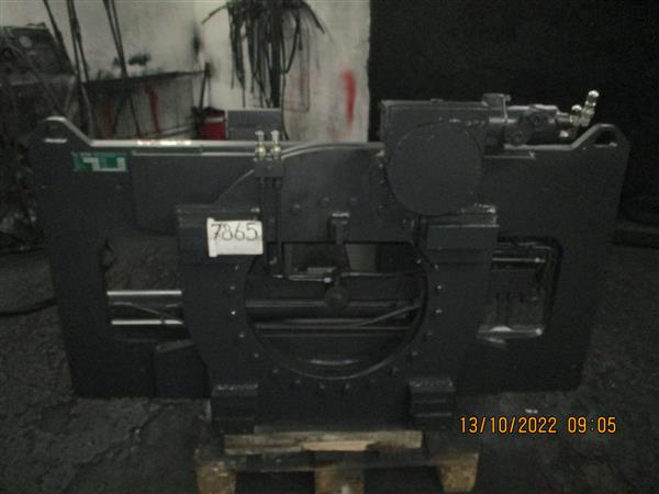 Grote foto durwen vorkenklem agrarisch heftrucks