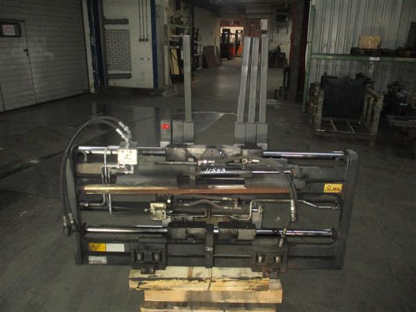 Grote foto kaup vorkenversteller triple agrarisch heftrucks