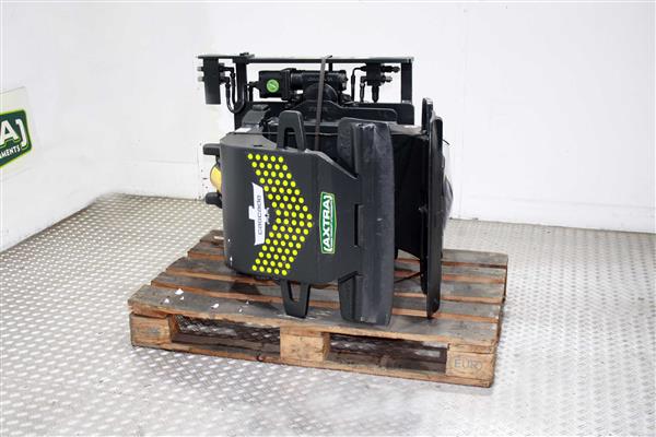 Grote foto cascade papierrollenklem agrarisch heftrucks