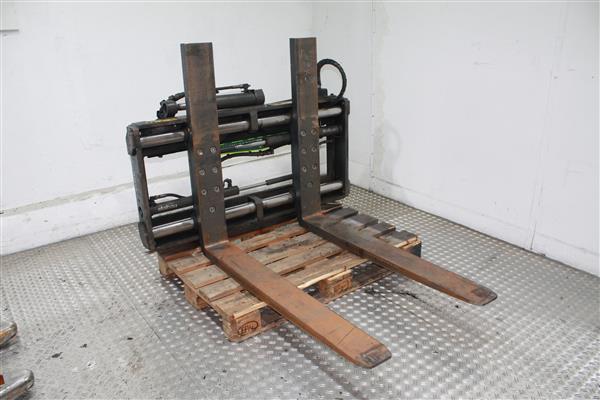 Grote foto stabau vorkversteller agrarisch heftrucks