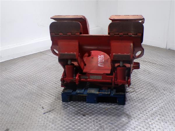 Grote foto auramo papierrollenklem splitarm agrarisch heftrucks