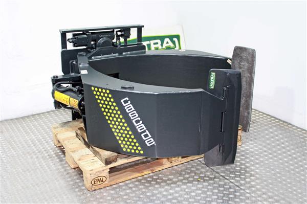 Grote foto cascade papierrollenklem agrarisch heftrucks