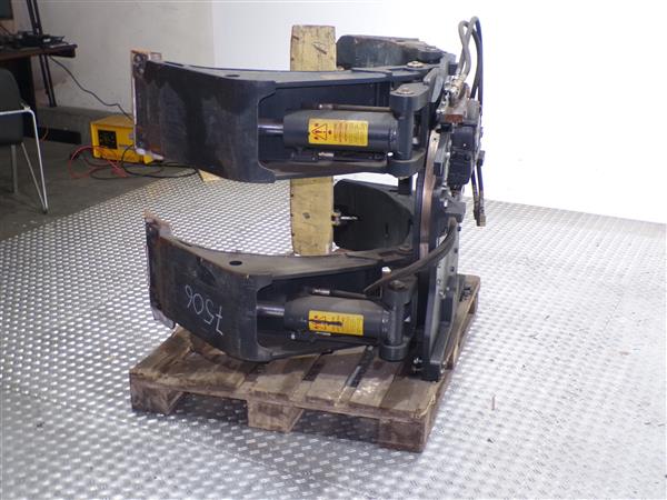 Grote foto cascade papierrollenklem splitarm agrarisch heftrucks