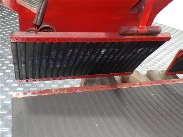 Grote foto auramo papierrollenklem splitarm agrarisch heftrucks