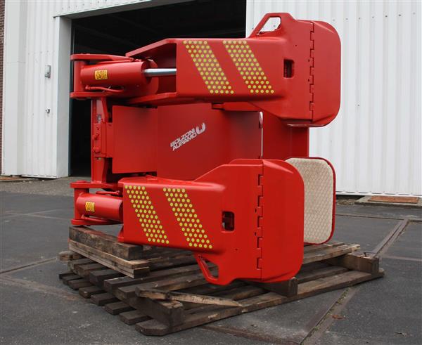 Grote foto auramo papierrollenklem splitarm agrarisch heftrucks