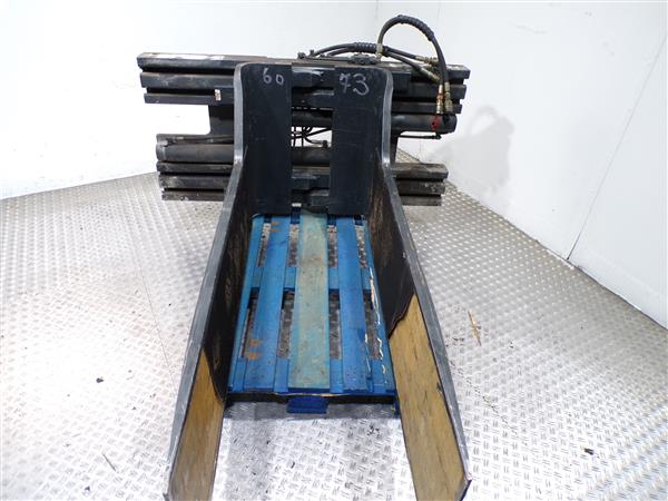 Grote foto stabau balenklem agrarisch heftrucks