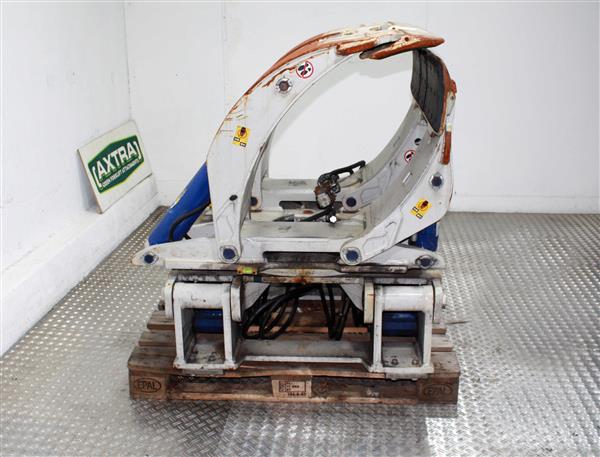 Grote foto cascade papierrollenklem vooroverkiepend agrarisch heftrucks