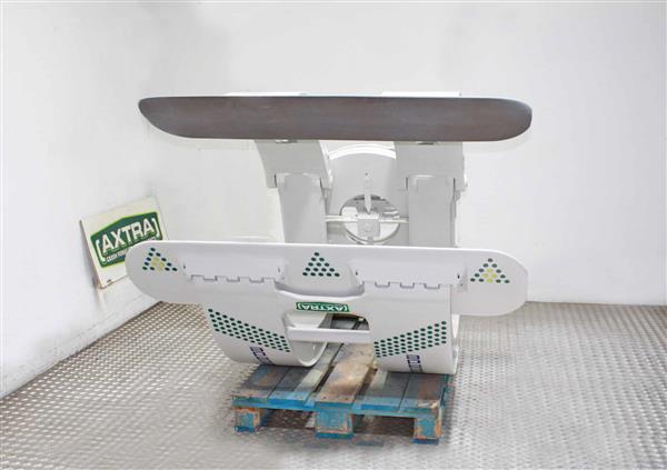 Grote foto cascade papierrollenklem tissue agrarisch heftrucks