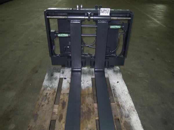 Grote foto cascade vorkversteller agrarisch heftrucks