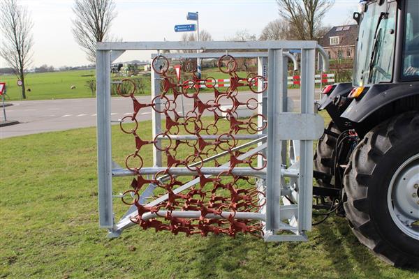 Grote foto kraffter weidesleep 4rijen 3m 6m manueel opklapbaar agrarisch mechanisatie
