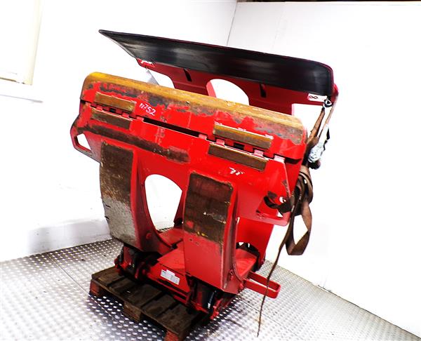 Grote foto auramo papierrollenklem tissue agrarisch heftrucks