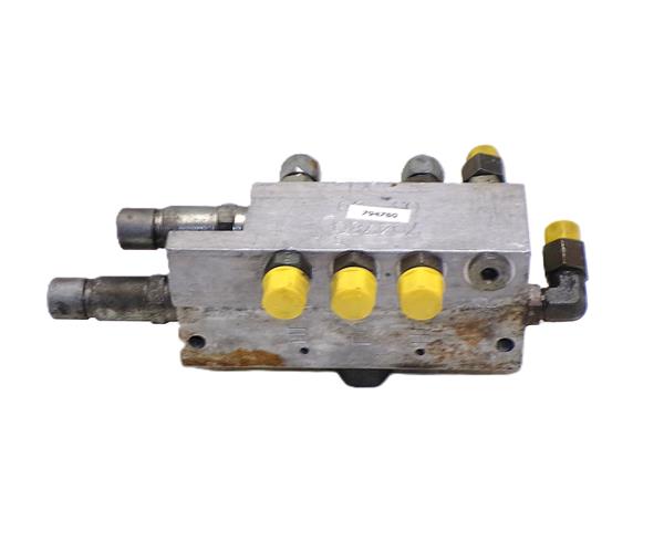 Grote foto cascade overdruk ventiel agrarisch heftrucks