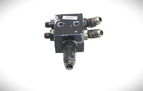 Grote foto cascade ventielblok agrarisch heftrucks