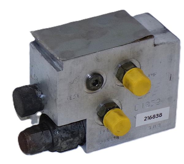 Grote foto cascade ventielblok agrarisch heftrucks