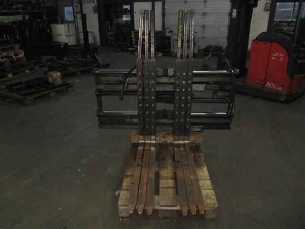 Grote foto kaup vorkenversteller triple agrarisch heftrucks