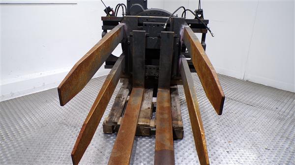 Grote foto kaup palletkeerder met vorkondersteuning agrarisch heftrucks