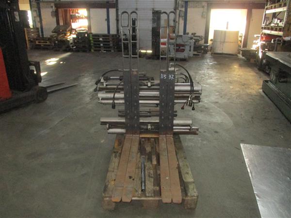 Grote foto durwen vorkenversteller dubbel agrarisch heftrucks