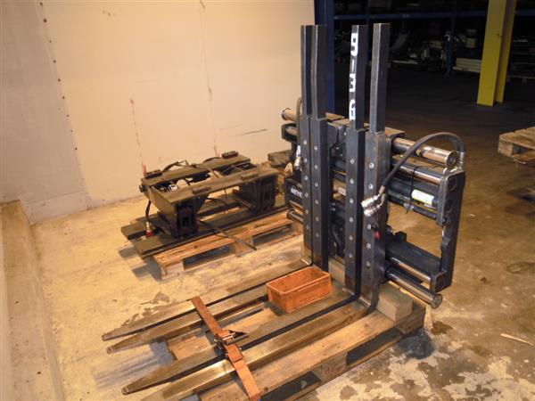 Grote foto cascade vorkenversteller dubbel agrarisch heftrucks