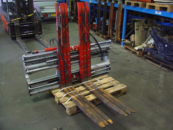 Grote foto durwen vorkenversteller triple agrarisch heftrucks