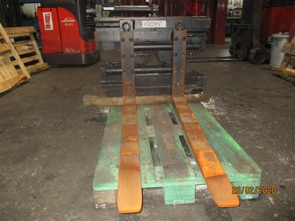 Grote foto stabau vorkversteller agrarisch heftrucks