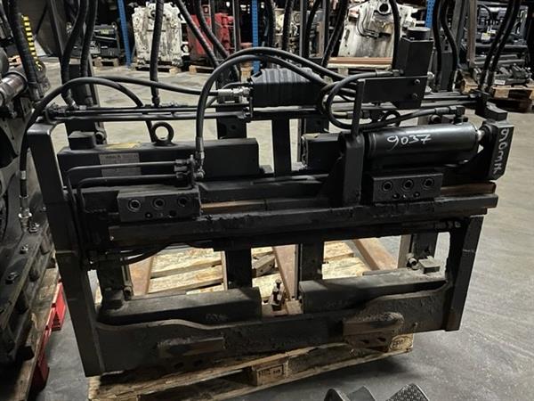 Grote foto stabau special vorkenversteller dubbel met schuifvorken agrarisch heftrucks