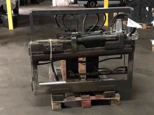 Grote foto stabau vorkversteller met schuifvorken agrarisch heftrucks