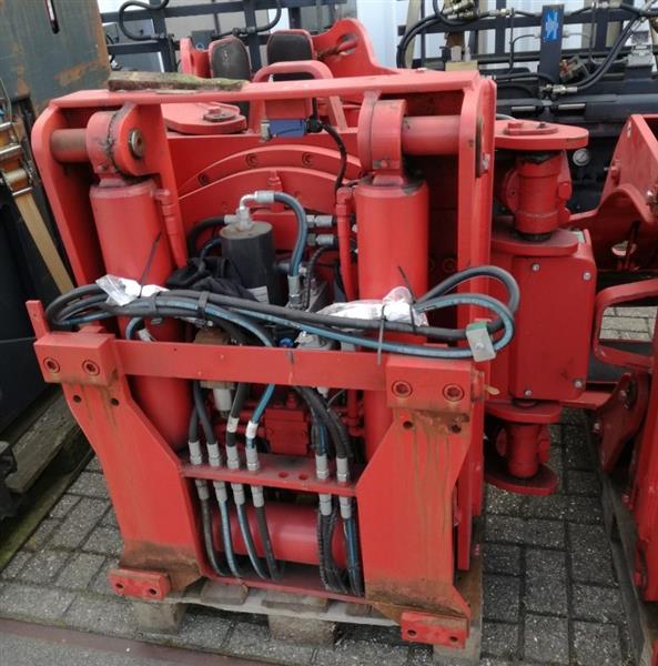 Grote foto auramo papierrollenklem met splitarm vooroverkiepend agrarisch heftrucks