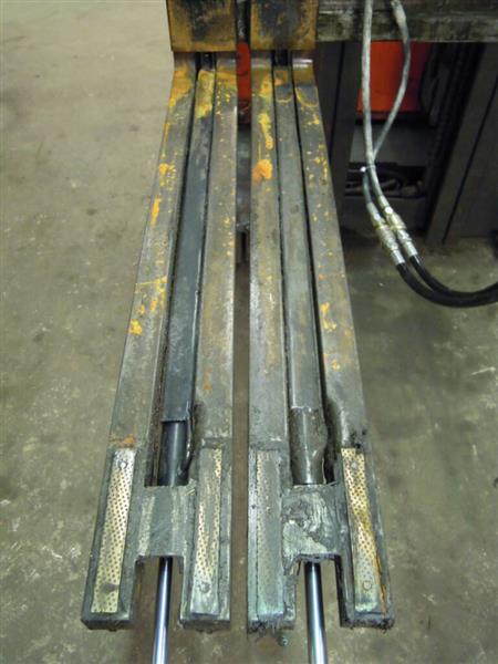 Grote foto schuifvorken reachforks 1350 2350 mm agrarisch heftrucks