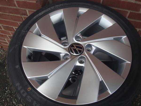 Grote foto 17 inch originele belmont volkswagen nieuwe banden auto onderdelen banden en velgen