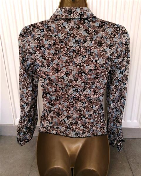 Grote foto frivole tuniekblouse in bruine tinten small kleding dames blouses en tunieken