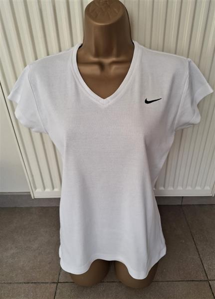 Grote foto vintage wit nike t shirt met v hals 40 42 kleding dames t shirts