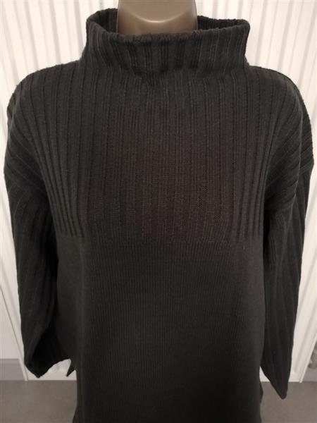 Grote foto trui met opstaande rolkraag in prachtig kakigroen kleding dames truien en vesten