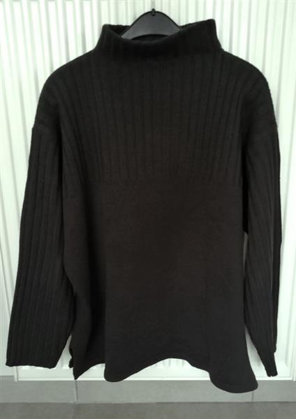 Grote foto trui met opstaande rolkraag in prachtig kakigroen kleding dames truien en vesten