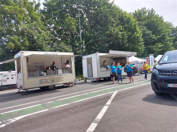 Grote foto ontdek onze foodtruck diensten en vakmensen feesten