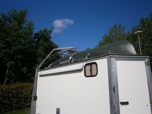 Grote foto expeditie trailer caravans en kamperen campers