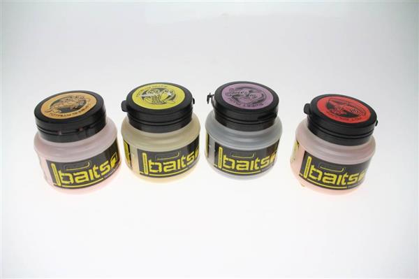 Grote foto mad powder booster 100gr flavour hot salmon kleur oranje sport en fitness vissport