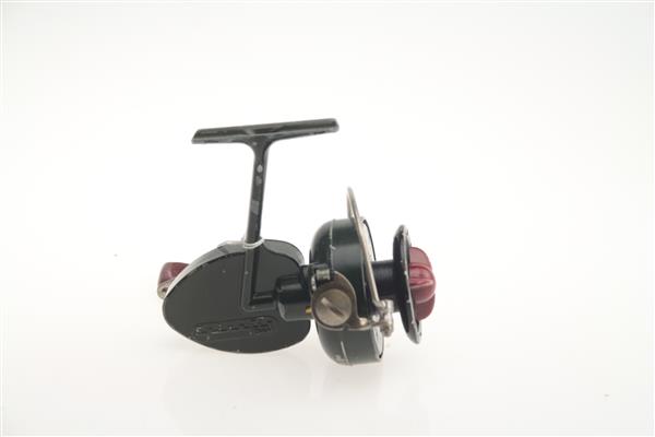 Grote foto dam spinnfix 225 made in west germany molen sport en fitness vissport