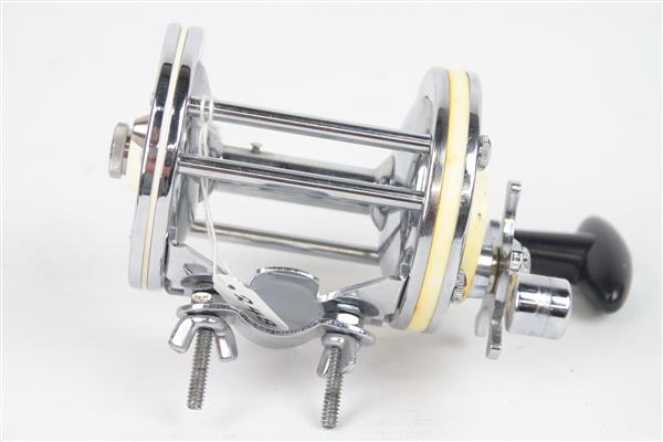 Grote foto mitchell 600 394782 reel doos sport en fitness vissport
