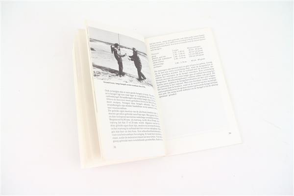 Grote foto hengels en molens werpen en vangen guido vinck boek sport en fitness vissport