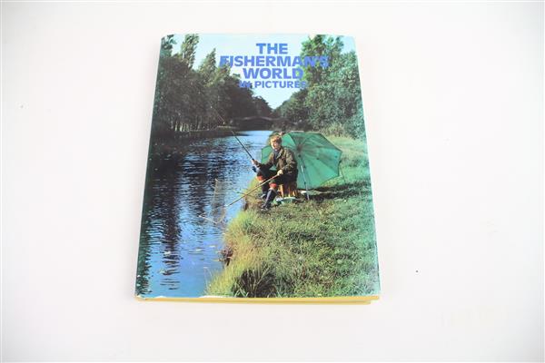 Grote foto the fisherman world in pictures slava stochl boek sport en fitness vissport