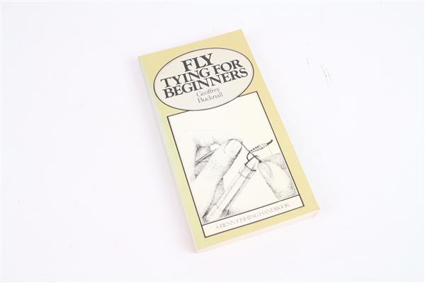 Grote foto fly tying for beginners geoffrey bucknall boek sport en fitness vissport