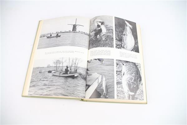 Grote foto wij hengelaars a. van onck boek sport en fitness vissport
