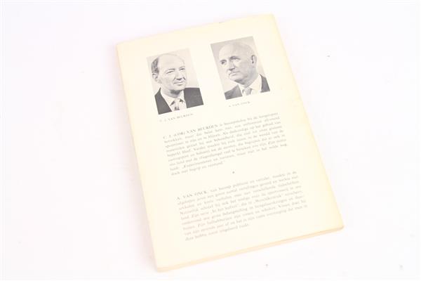 Grote foto voorbij de derde breker a. van onck c.j. van beuren boek sport en fitness vissport