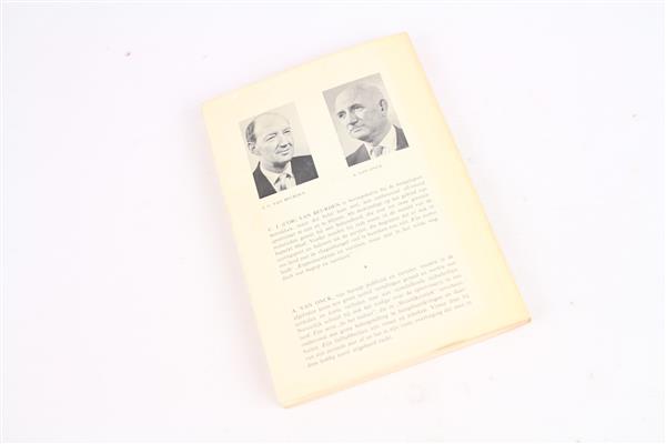 Grote foto rovers dienders en kannibalen a. van onck c.j. van beurden boek sport en fitness vissport