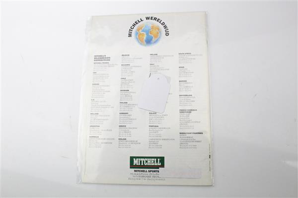 Grote foto vintage mitchell catalogus mitchell de wereld van het vissen 1993 sport en fitness vissport